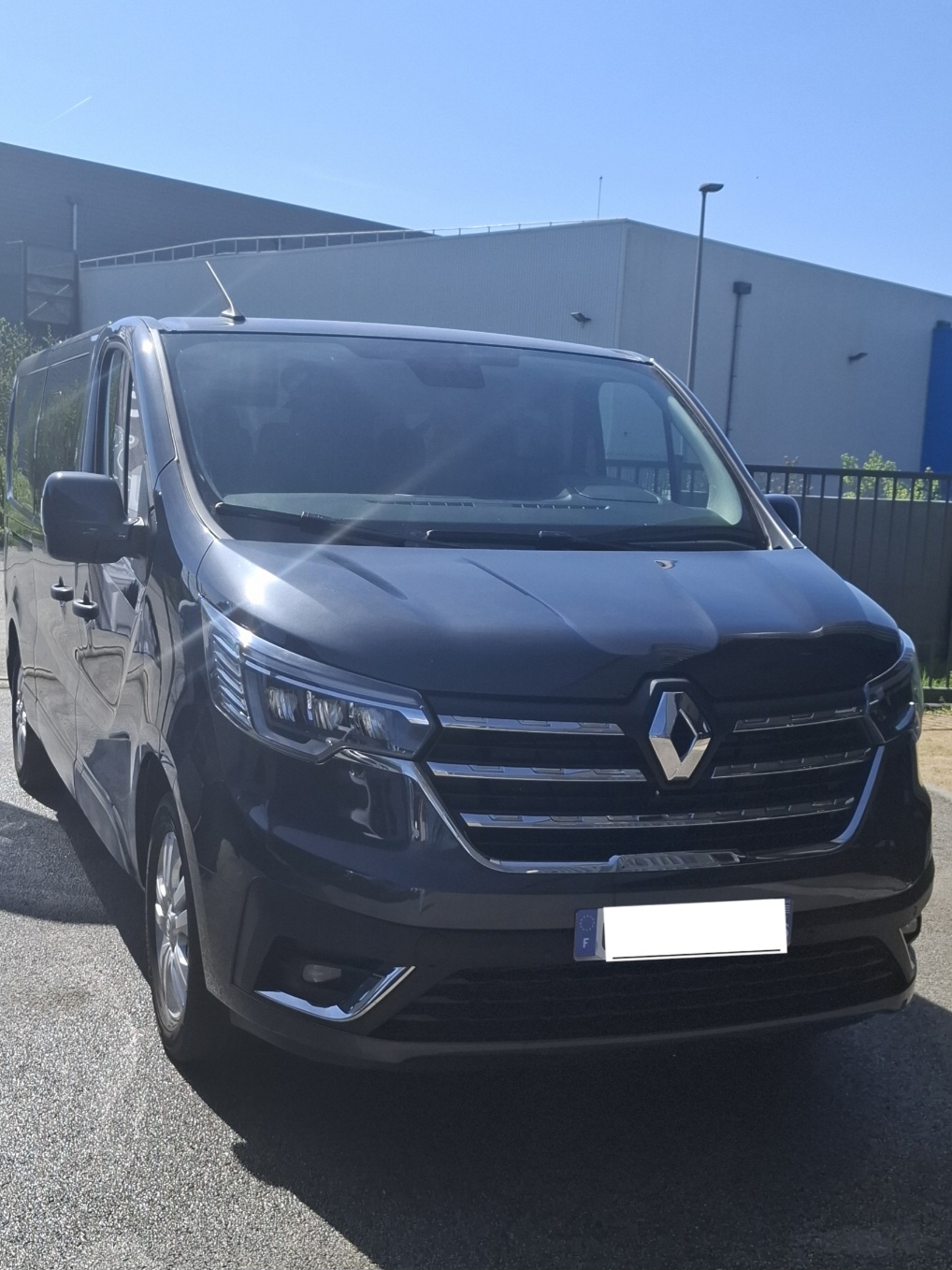 RENAULT TRAFIC 9 PLACES
